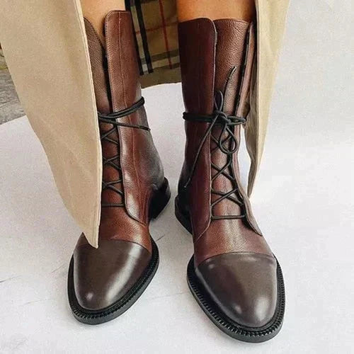 Andi - Vintage Style Heeled Boots