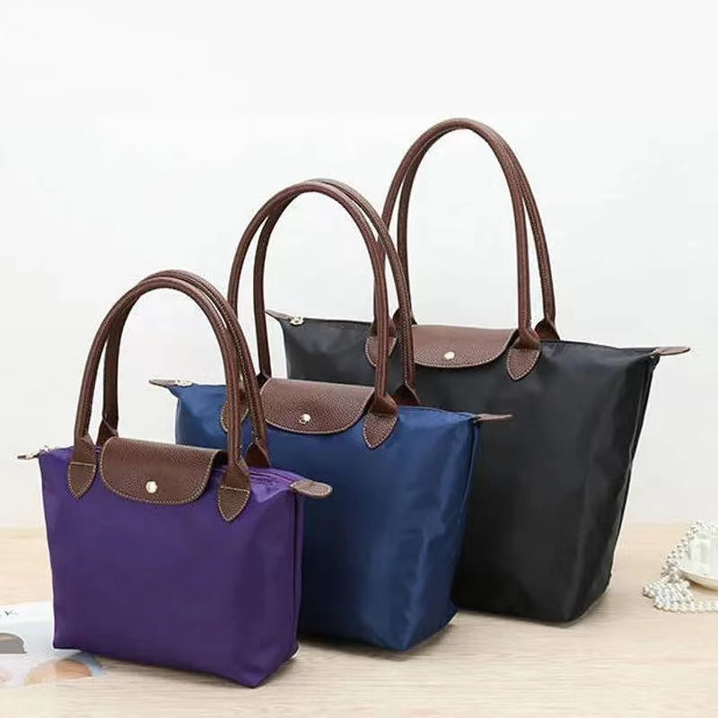 Anya - Chic and Spacious Shoulder Bag for Women