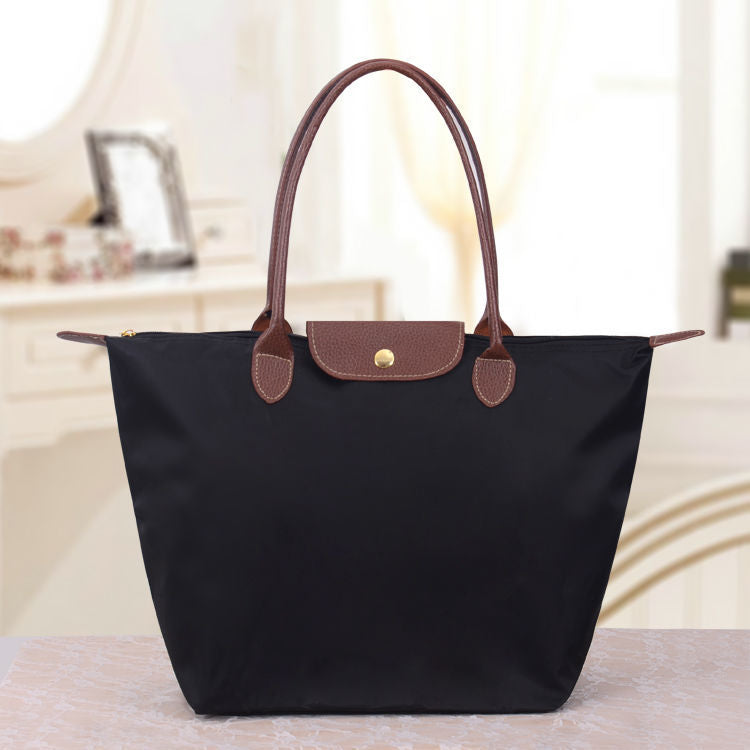 Anya - Chic and Spacious Shoulder Bag for Women